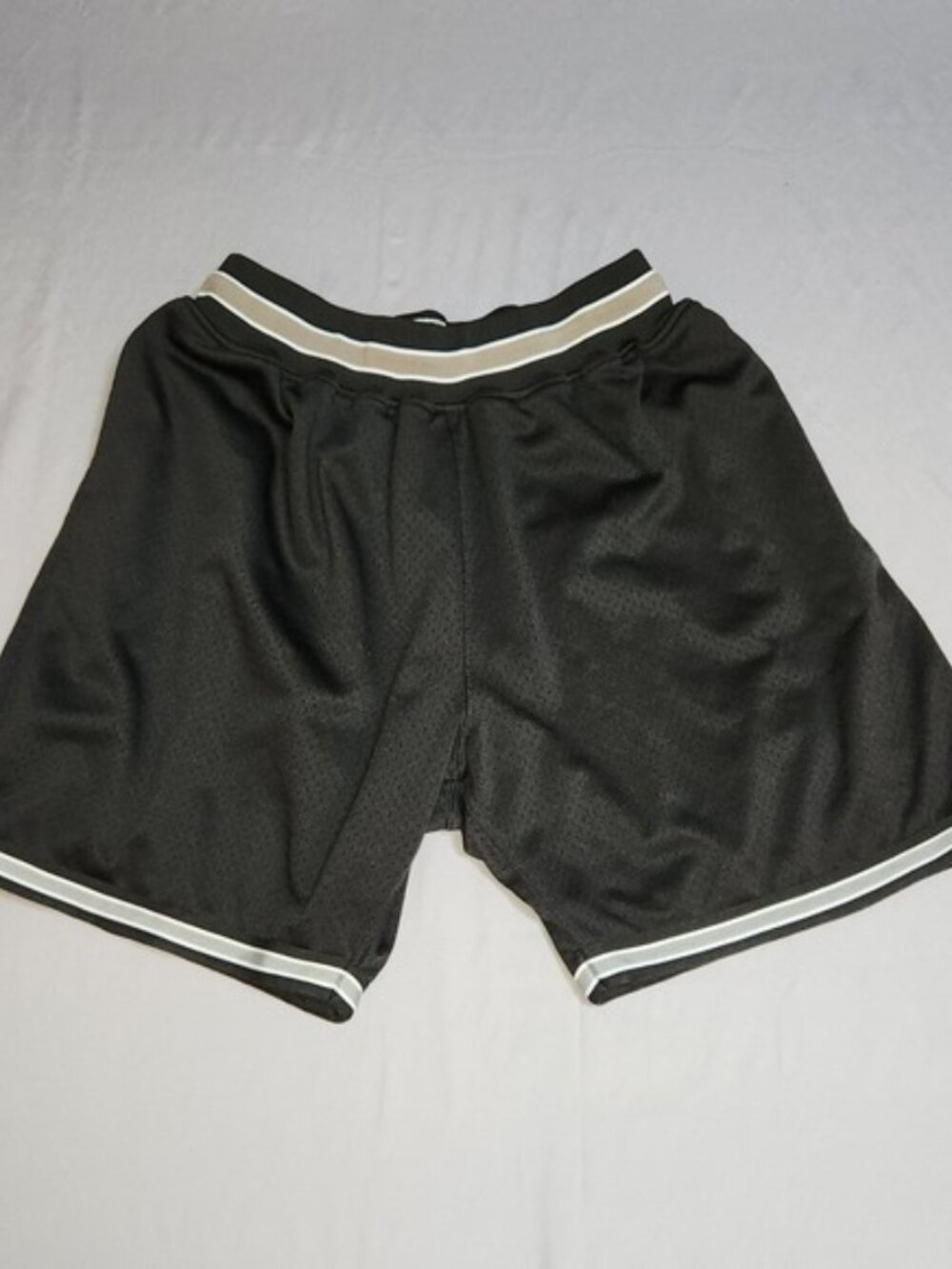 Headgear Classics "Above The Rim 1994" Movie Mesh Basketball Shorts Large Black